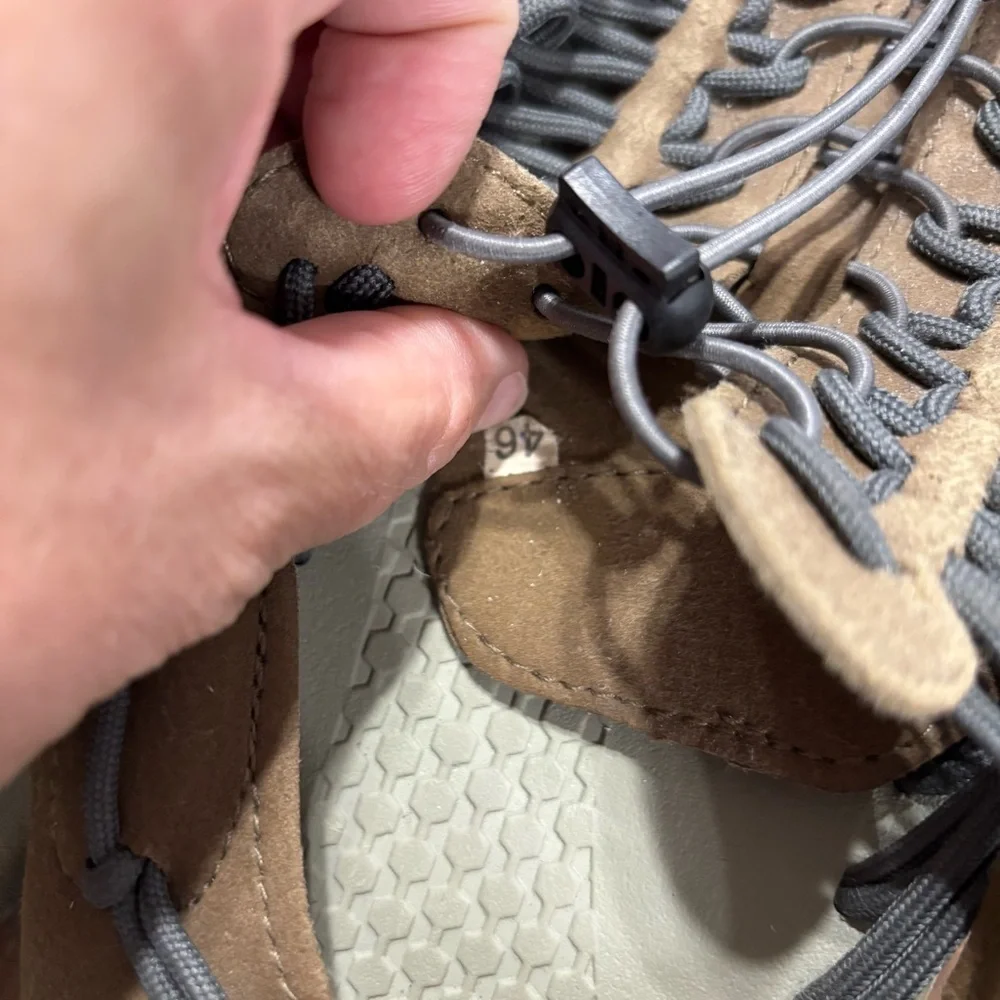 Men's Tan and Gray Sandals